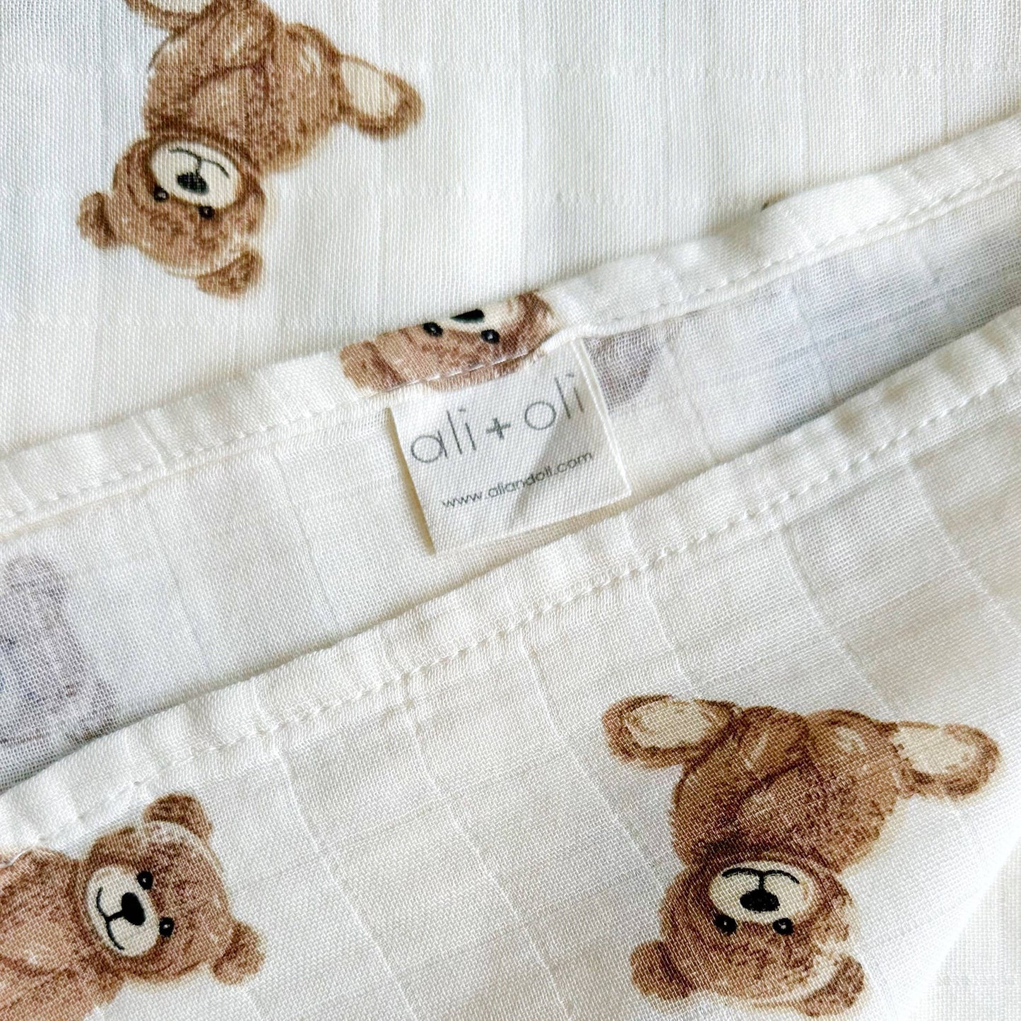 Bamboo Muslin Swaddle Blanket (Teddy Bear)